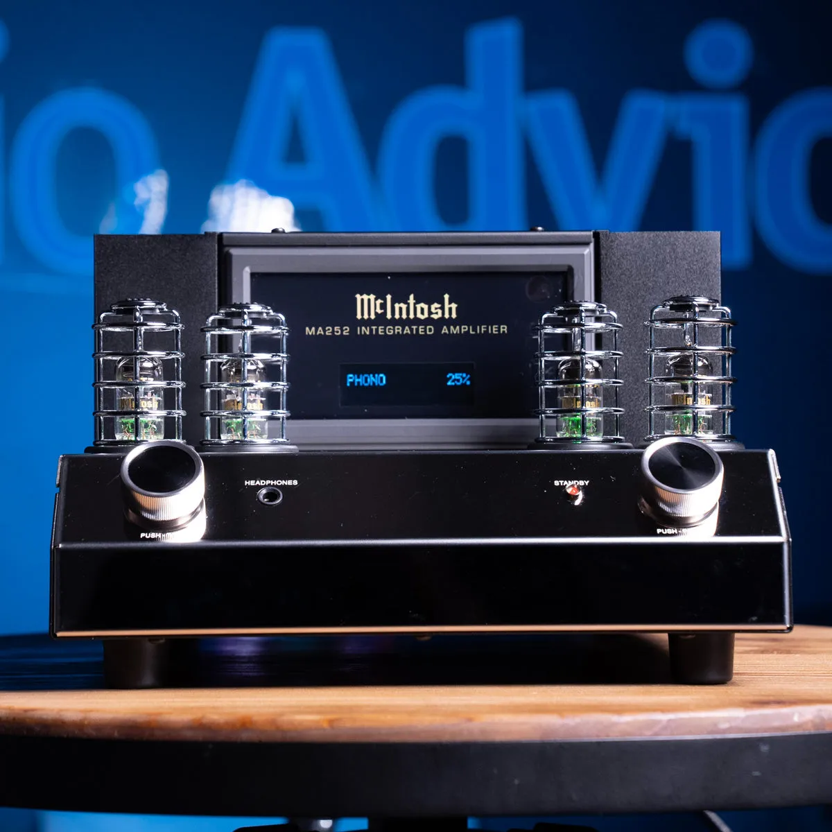 McIntosh MA252 2-Channel Integrated Amplifier