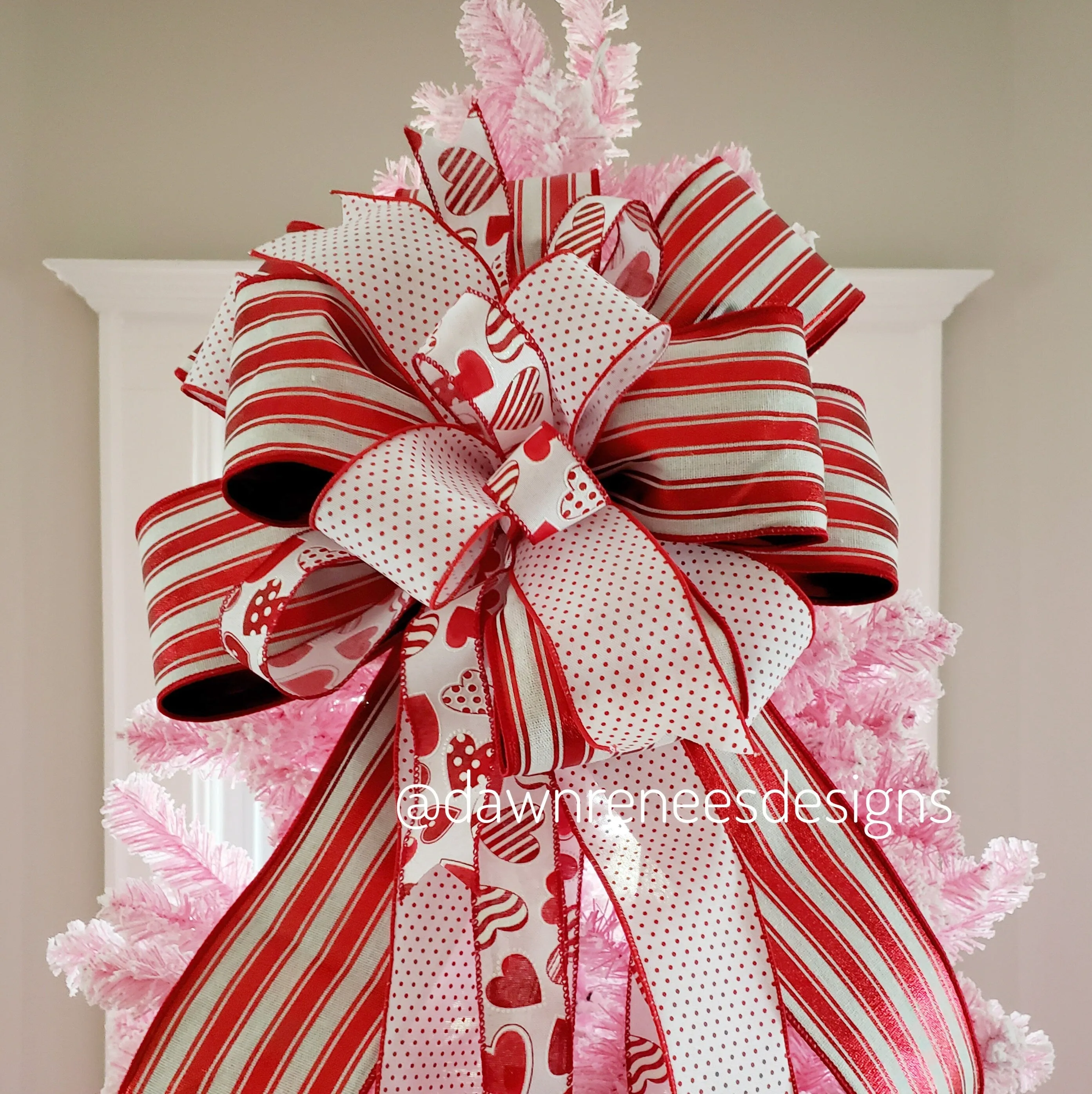 Red White Valentines Tree Bow with Long Streamers